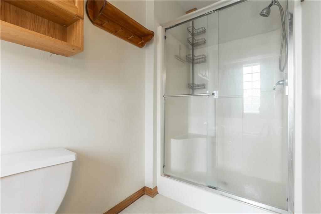 Photo 7 of 36 - 925 Porter Ridge N/A