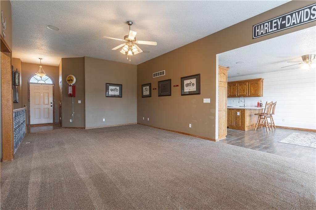 Photo 11 of 36 - 925 Porter Ridge N/A