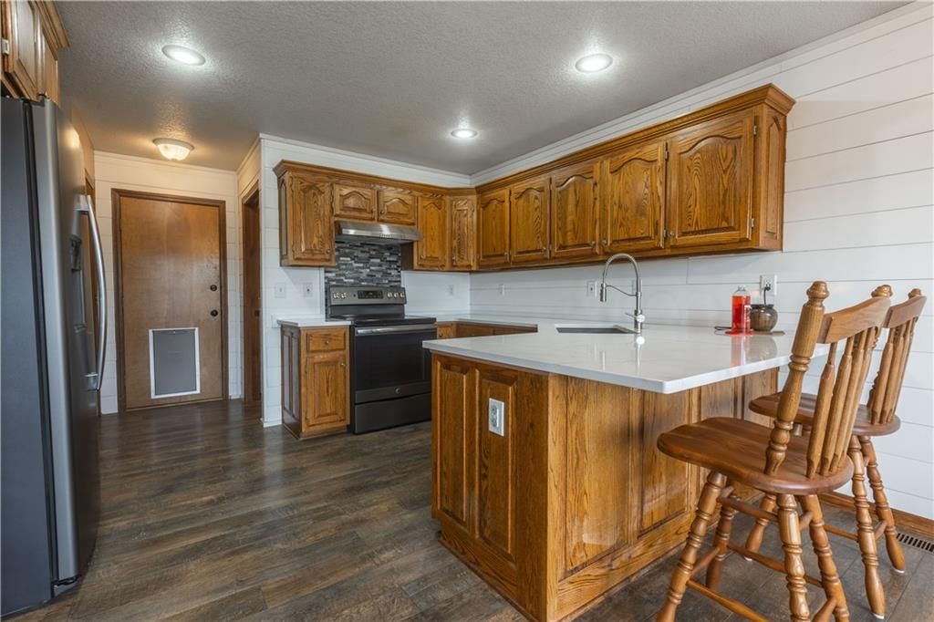 Photo 16 of 36 - 925 Porter Ridge N/A