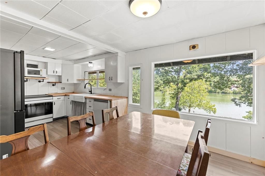 205 Lake Forest Drive — photo 10