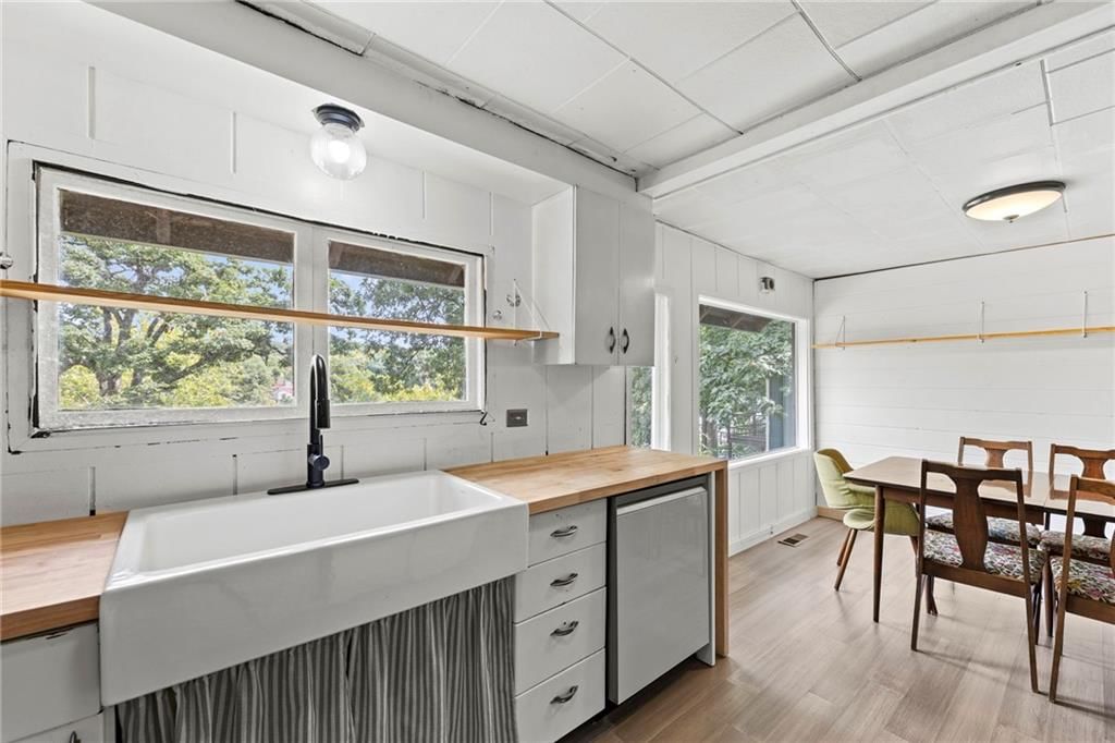205 Lake Forest Drive — photo 16
