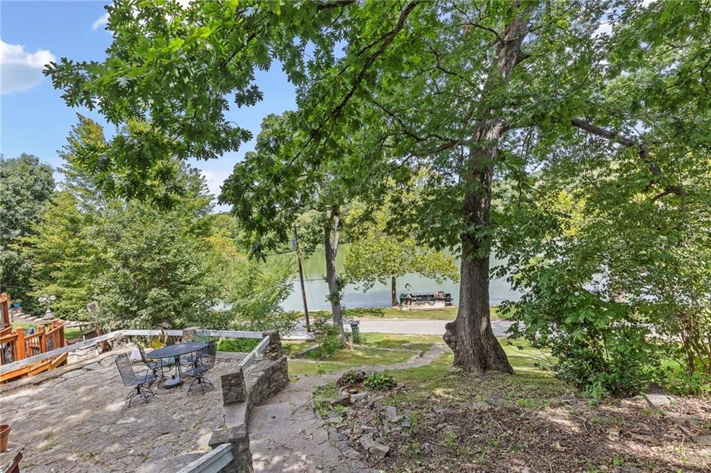 205 Lake Forest Drive — photo 32