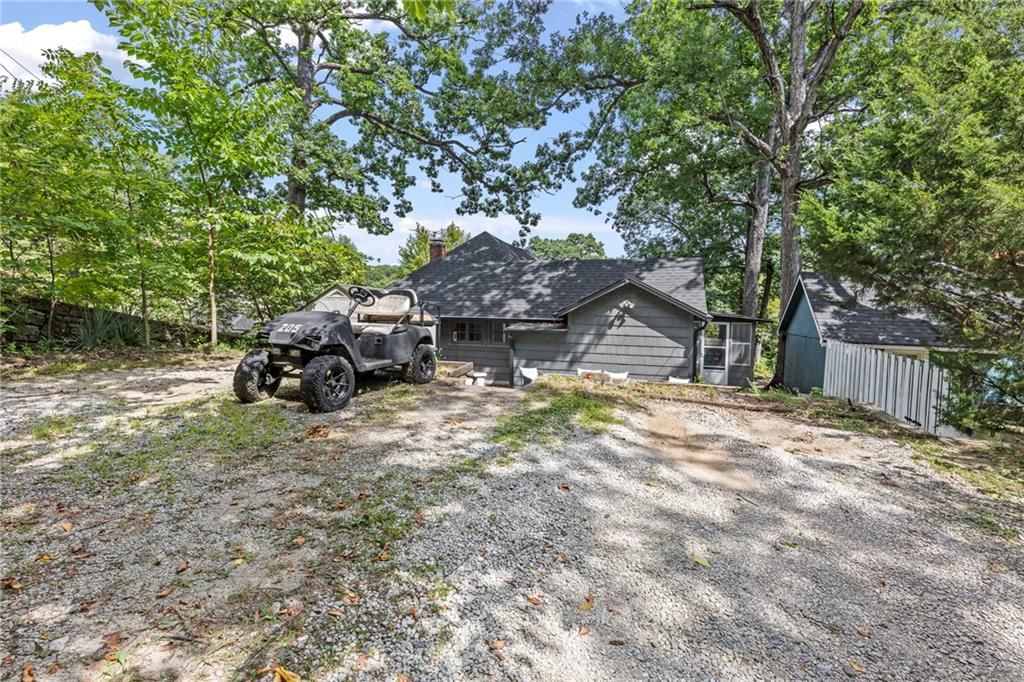 205 Lake Forest Drive — photo 37
