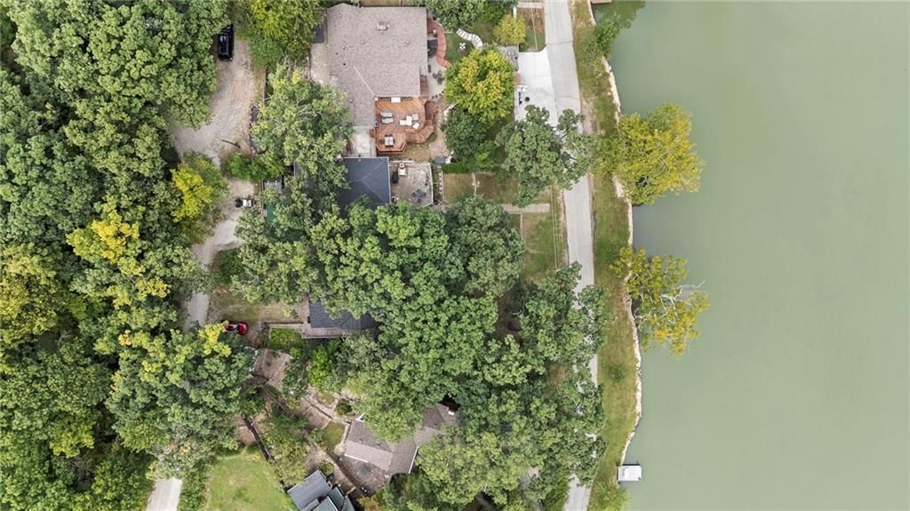 205 Lake Forest Drive — photo 58