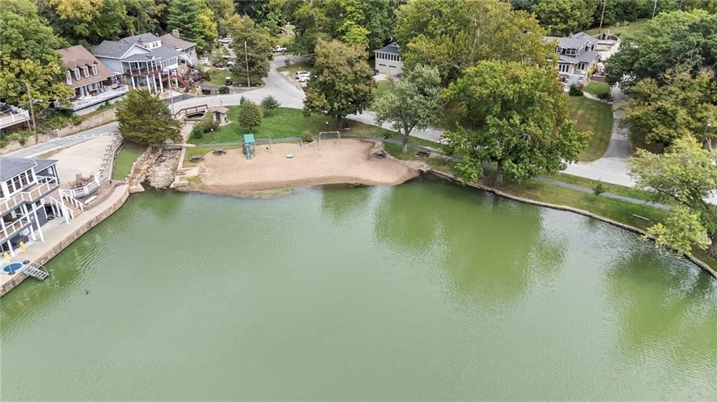 205 Lake Forest Drive — photo 63