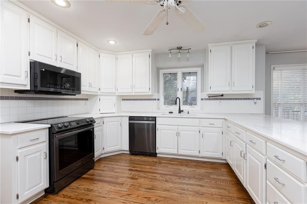 1301 NE 95TH Terrace — photo 10