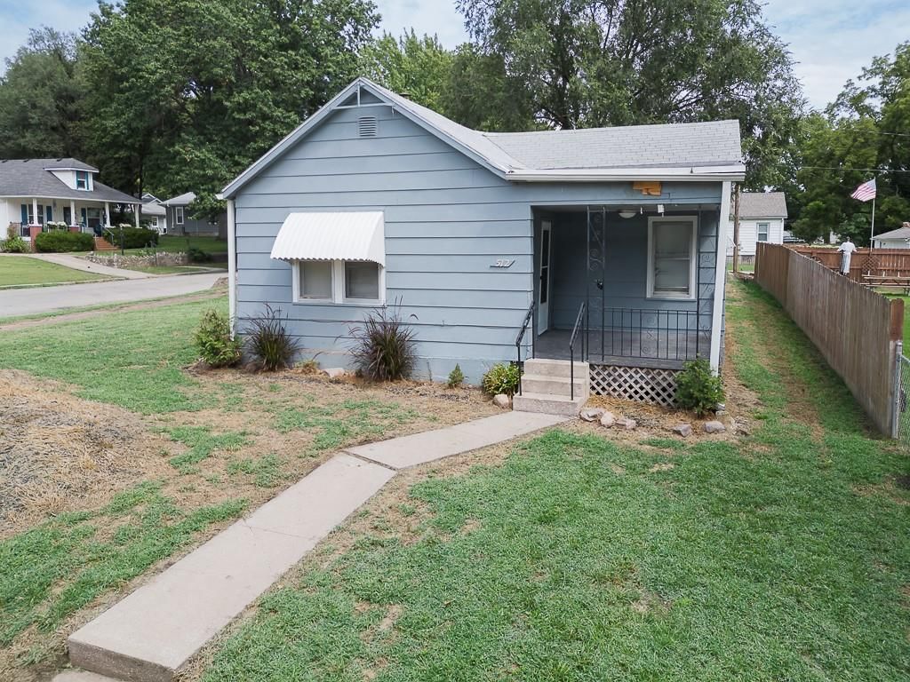 Photo 15 of 15 - 512 N 12th Street