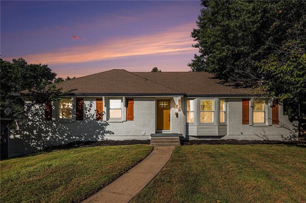 7200 Sterling Avenue, Raytown, MO