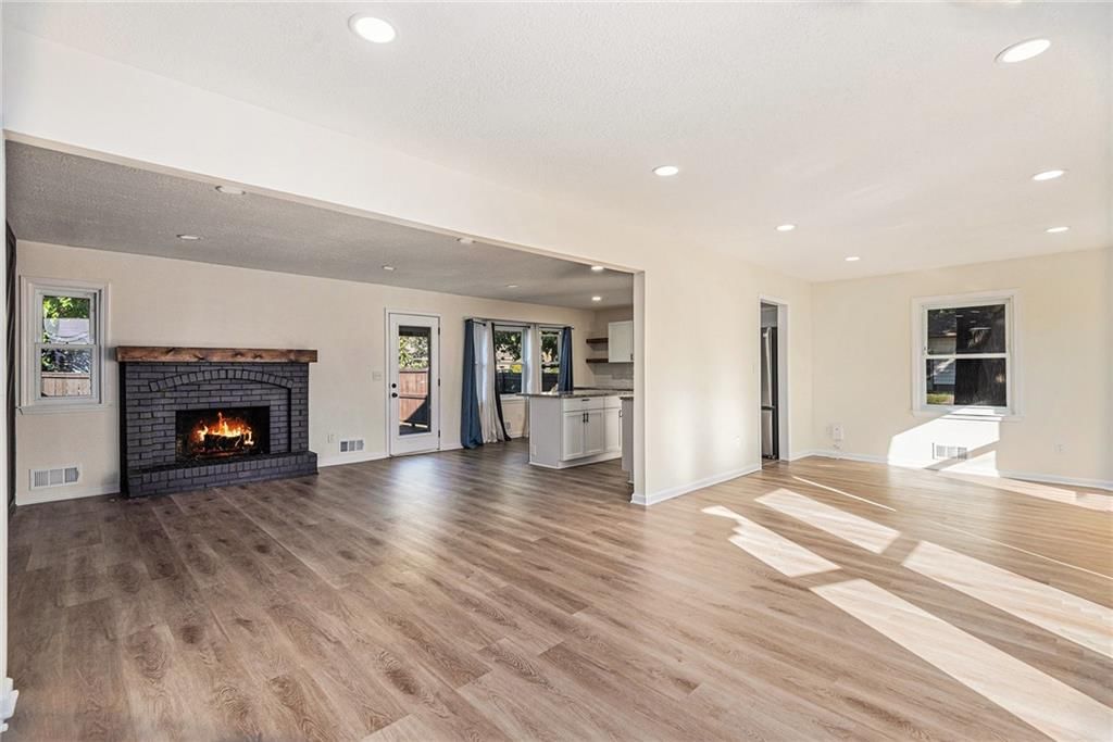 7200 Sterling Avenue — photo 6