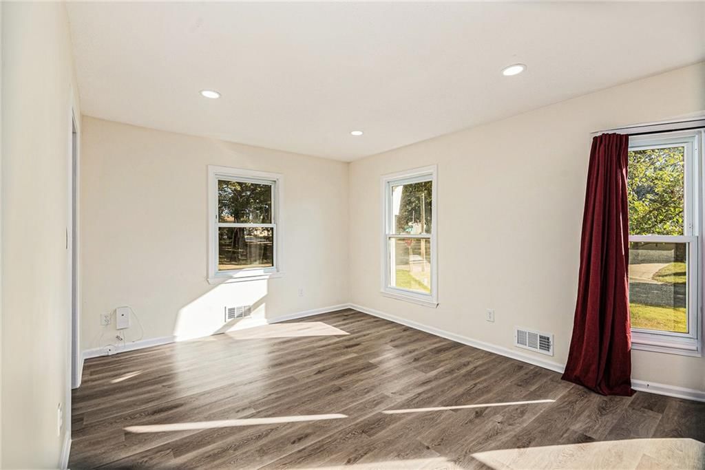 7200 Sterling Avenue — photo 10