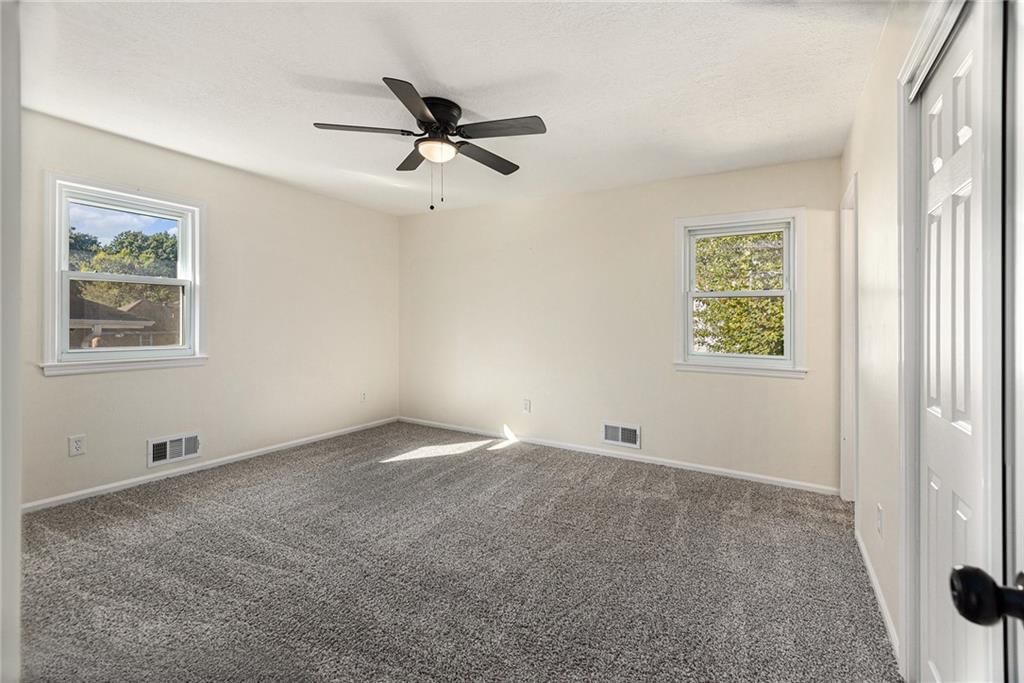 7200 Sterling Avenue — photo 13