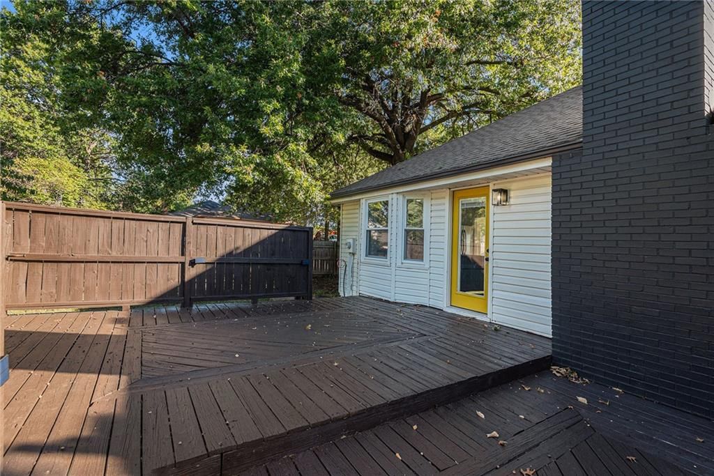 7200 Sterling Avenue — photo 26