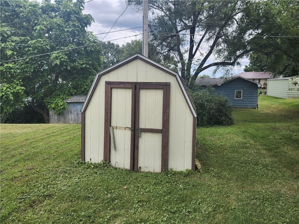 106 Kavanaugh Street — photo 13