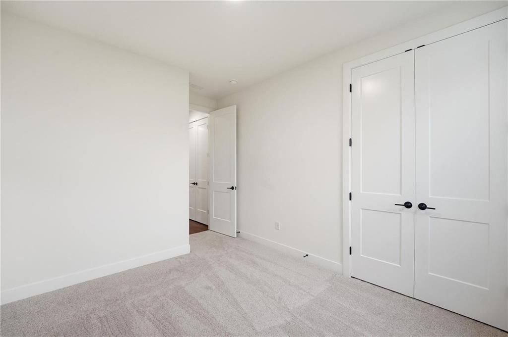 1820 Woodward Circle — photo 17