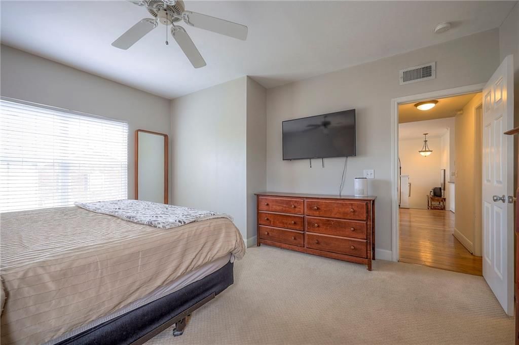 11608 Tomahawk Creek Parkway — photo 22