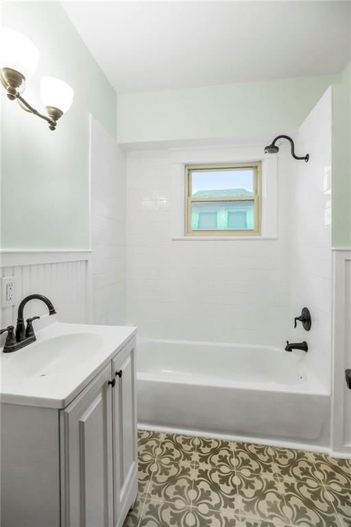 2735 Bales Avenue — photo 9