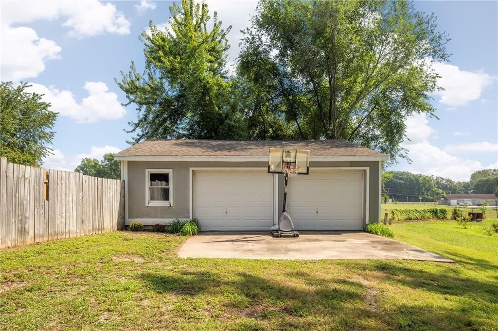 9 Oriole Drive — photo 11