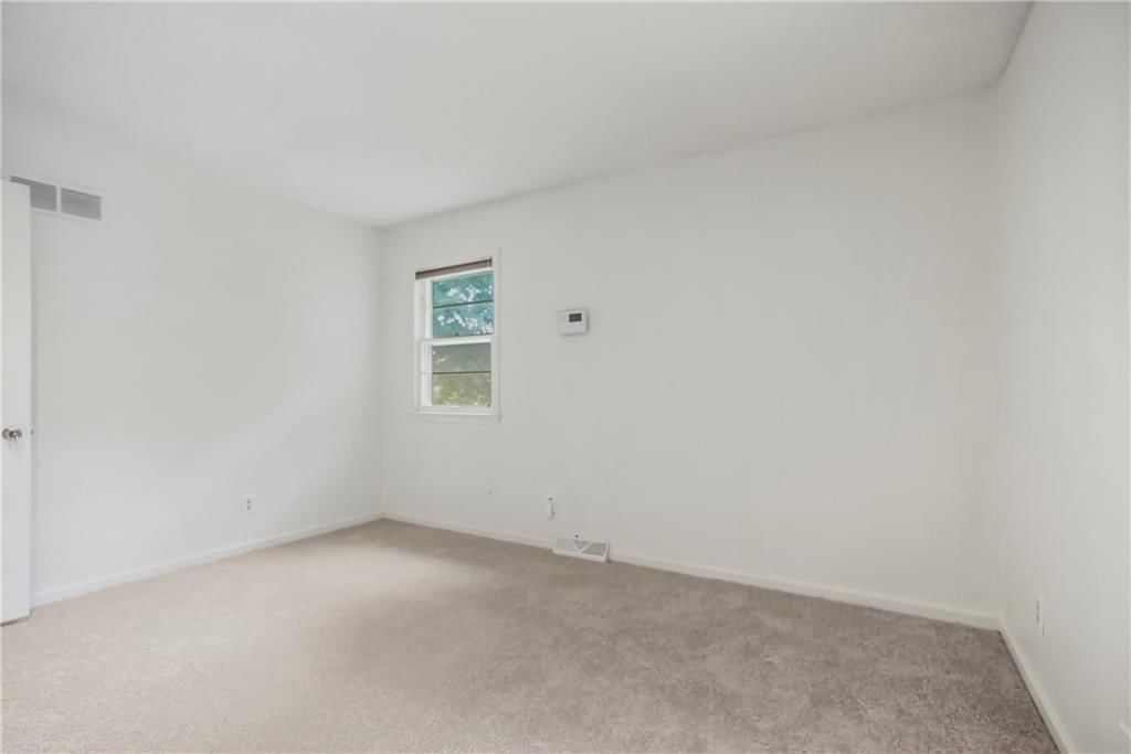 12629 Sycamore Avenue — photo 16