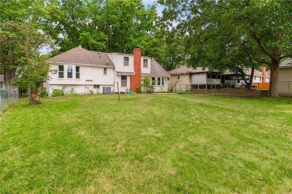 12629 Sycamore Avenue — photo 30