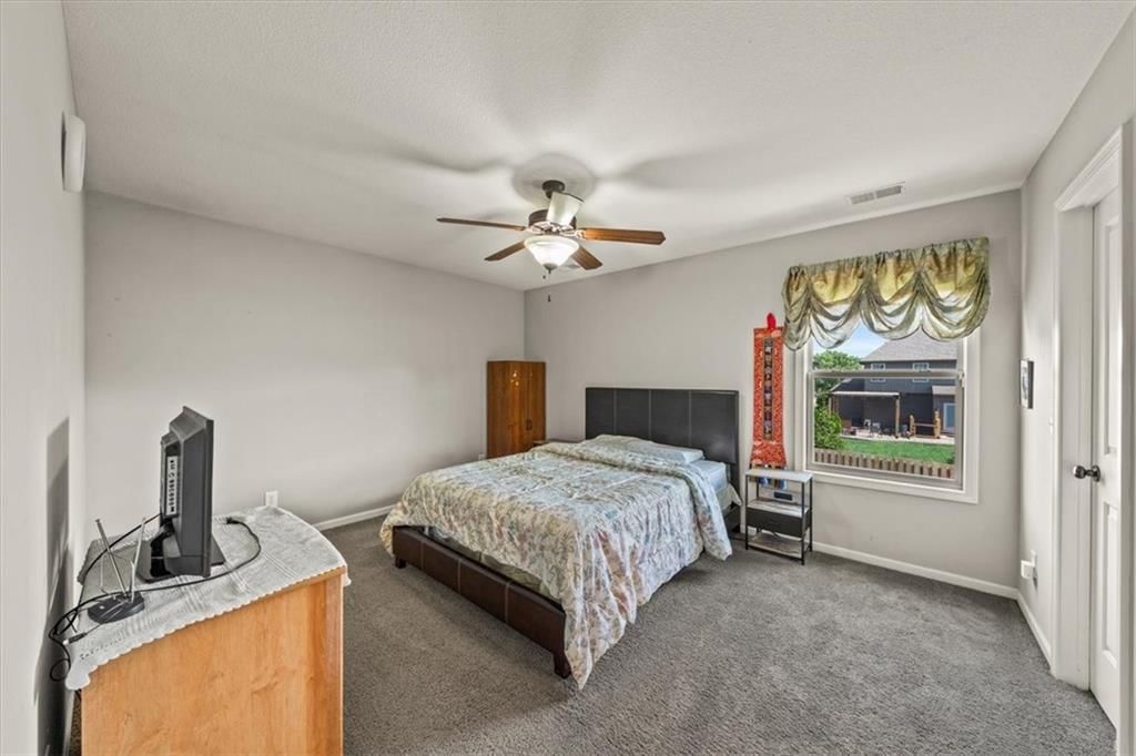 5700 NW 92nd Terrace — photo 37