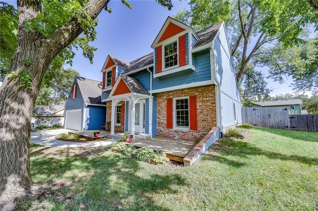 Photo 30 of 35 - 2900 Atchison Circle