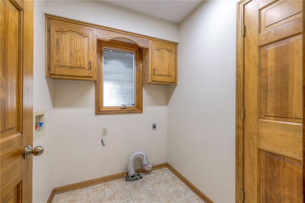 4833 W 121st Street — photo 17