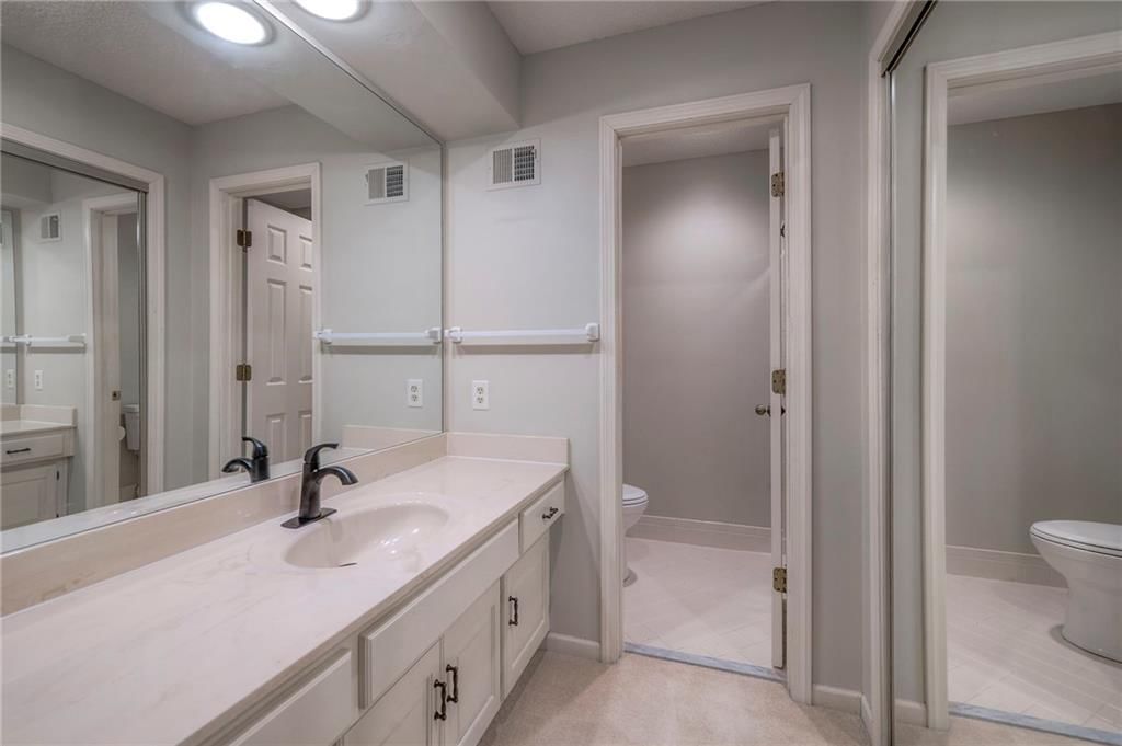 4833 W 121st Street — photo 33