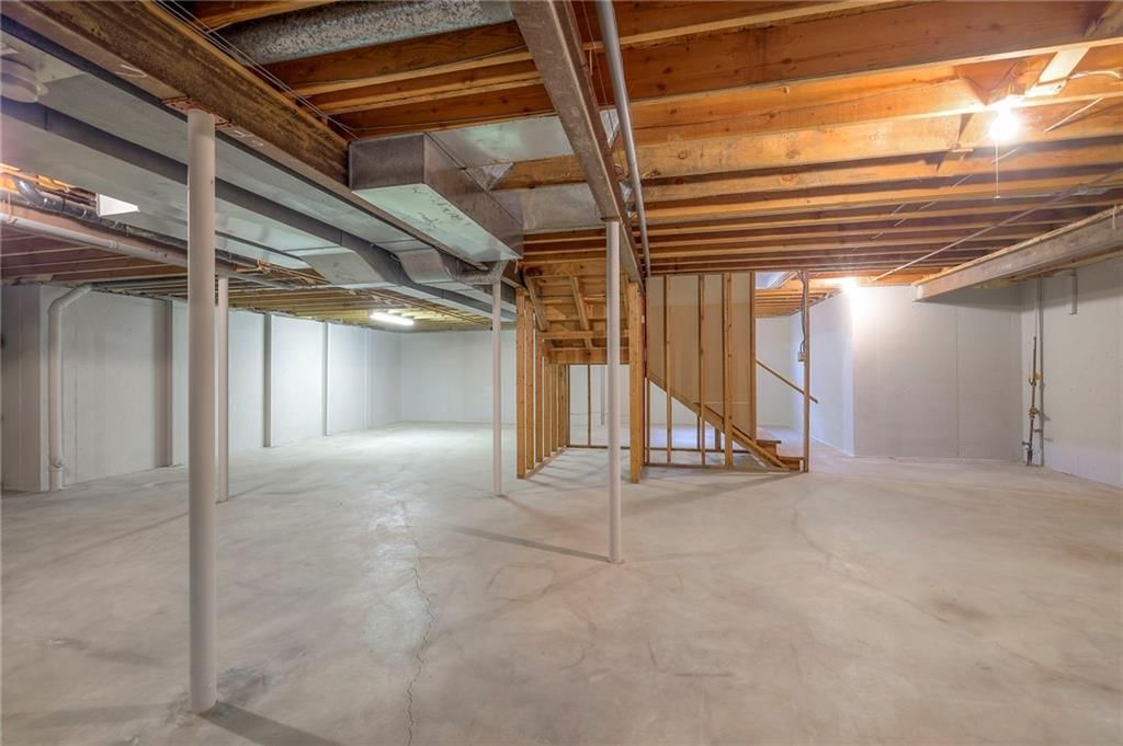 4833 W 121st Street — photo 36