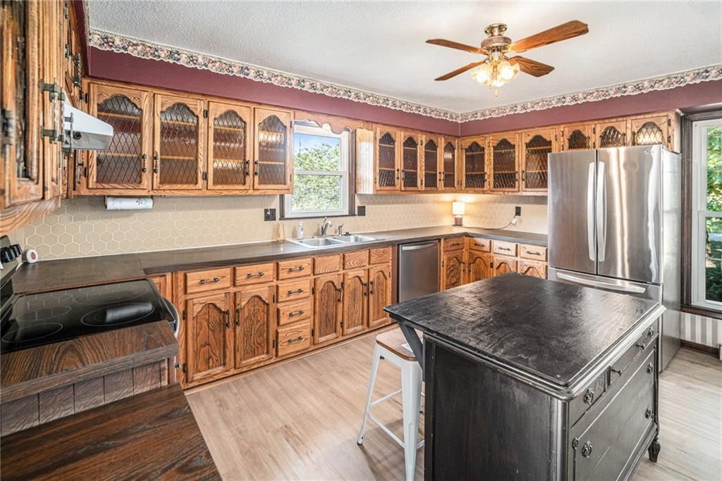 Photo 8 of 41 - 12761 Hiser Lane
