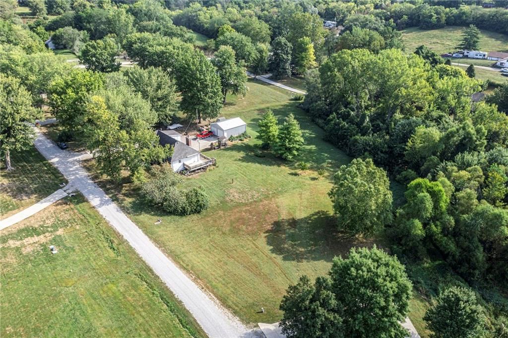 Photo 35 of 41 - 12761 Hiser Lane
