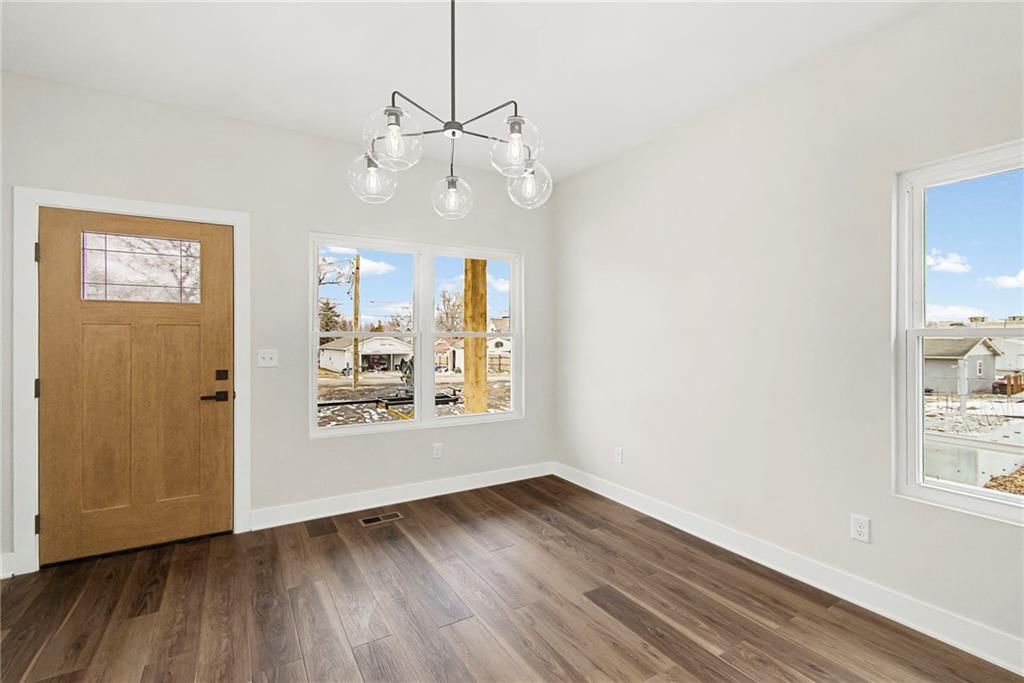 316 W 4th Street — photo 10