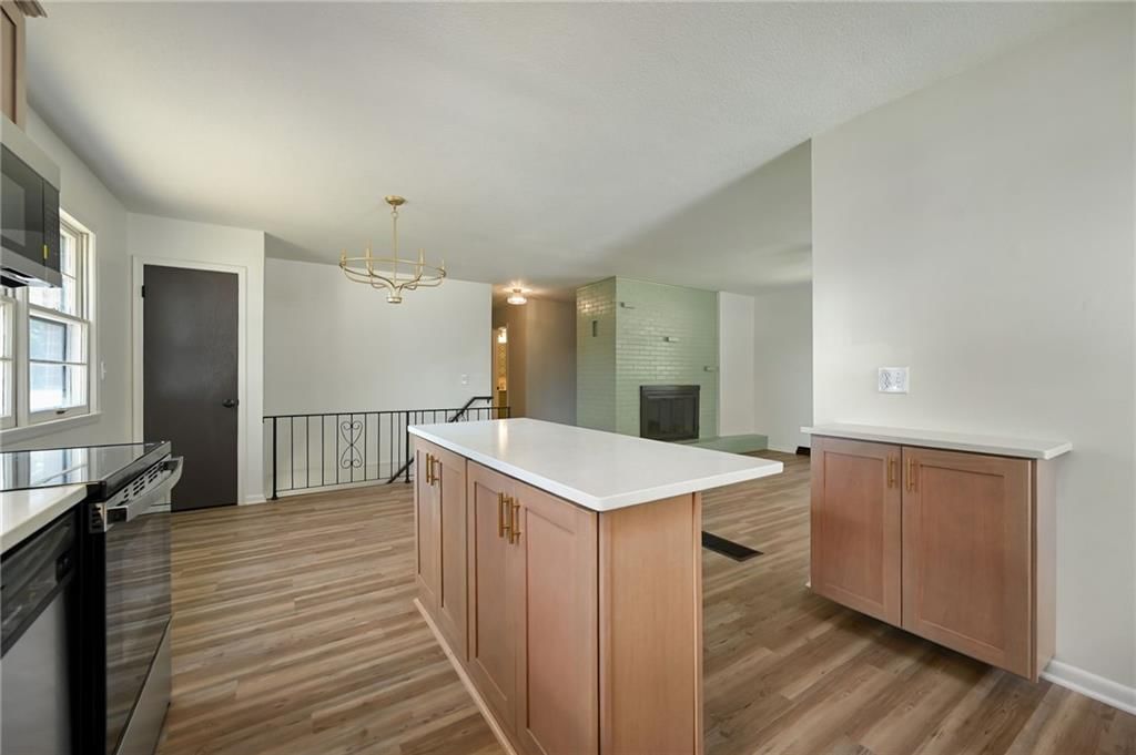 7919 Corona Avenue — photo 7