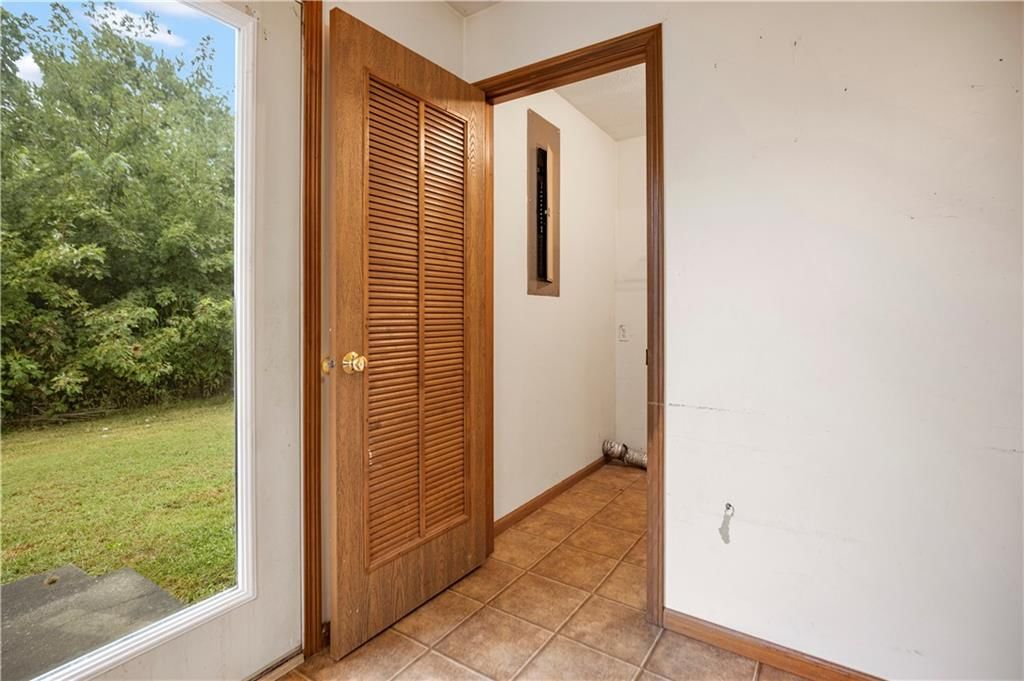 1309 Directory Street — photo 7