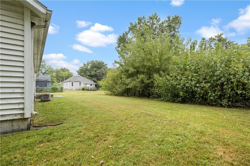 1309 Directory Street — photo 18