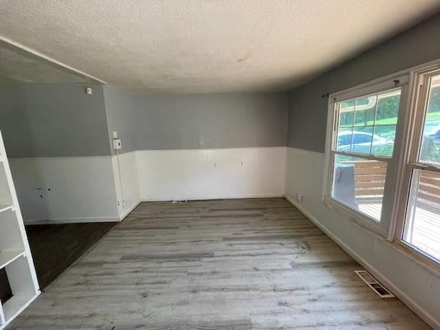4135 Jackson Avenue — photo 8