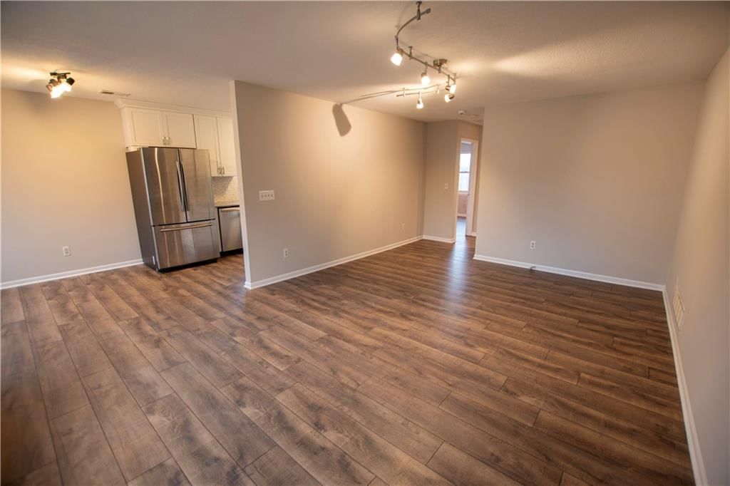 224 E Westoff Place — photo 2