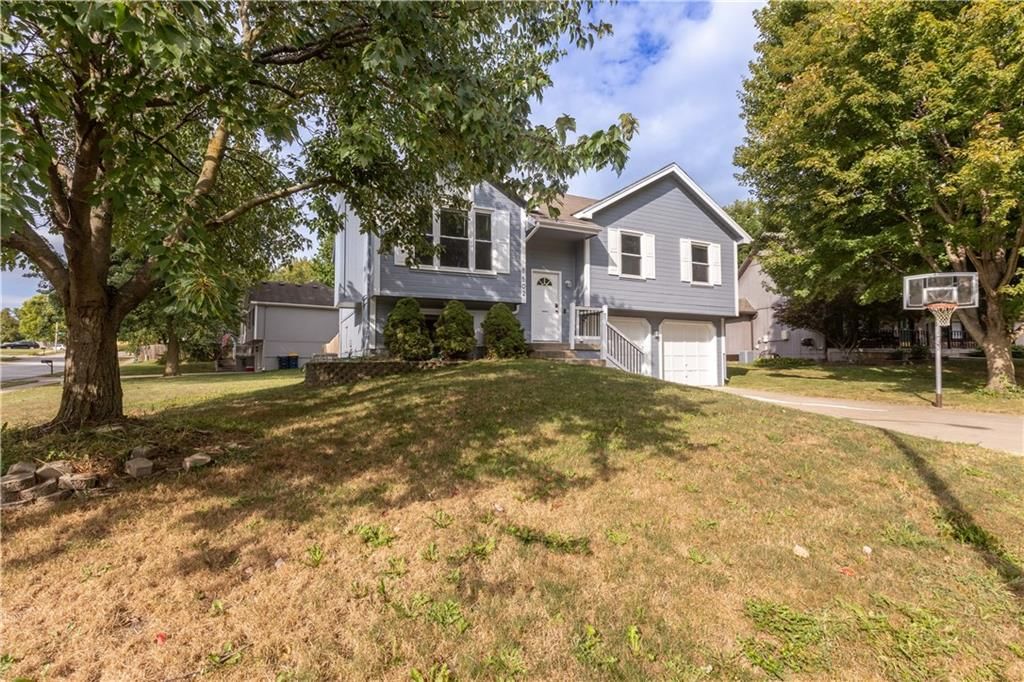 8502 N Carson Avenue — photo 2