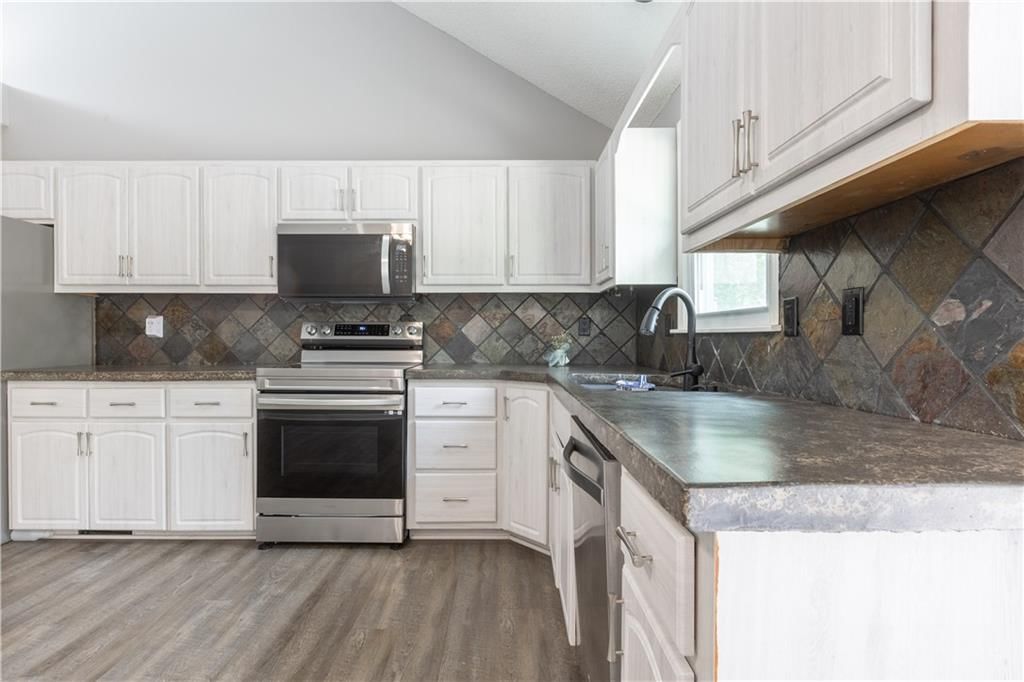 8502 N Carson Avenue — photo 8