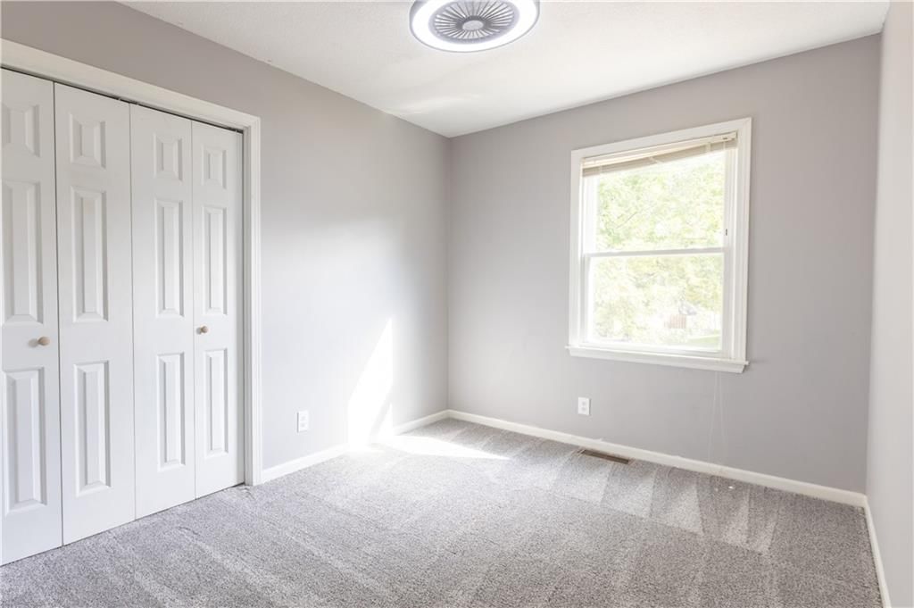8502 N Carson Avenue — photo 25