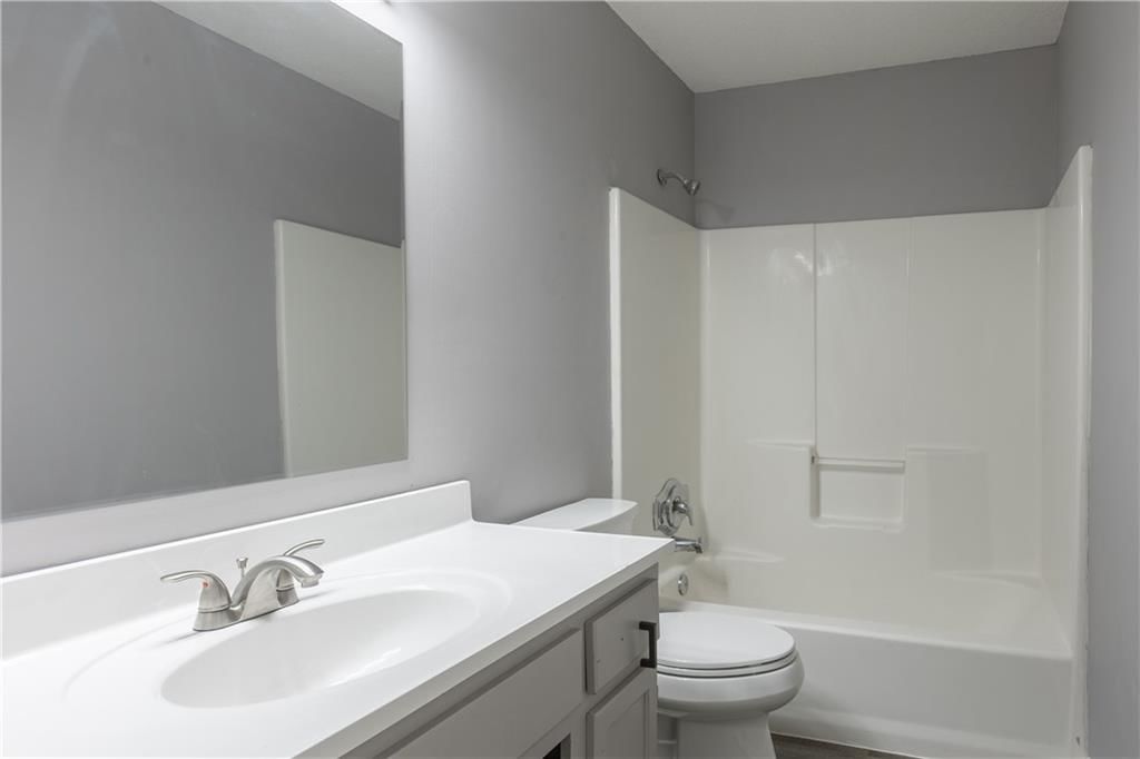 8502 N Carson Avenue — photo 28