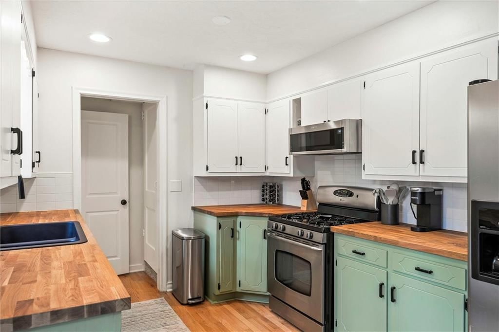 2905 W 49th Terrace — photo 6