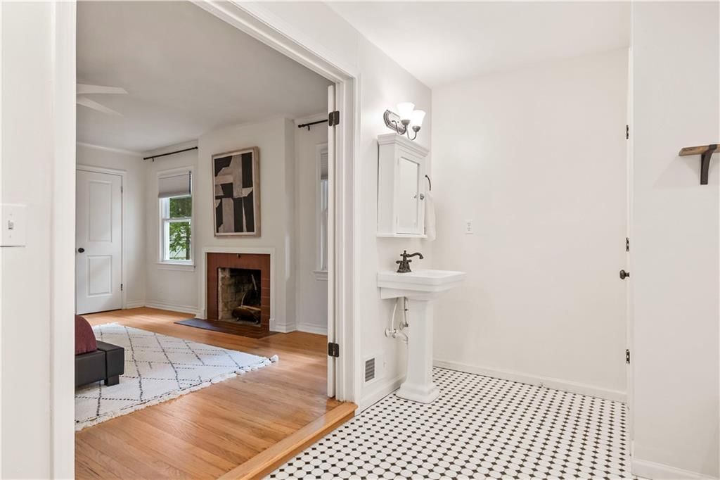 2905 W 49th Terrace — photo 13