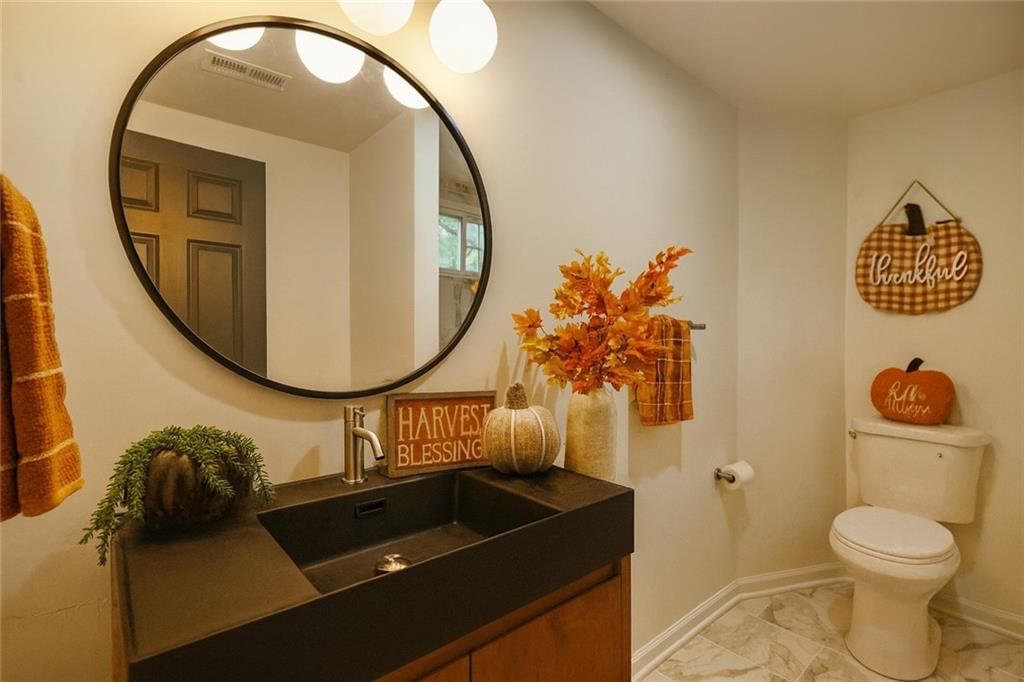 10709 E 13th Street — photo 3