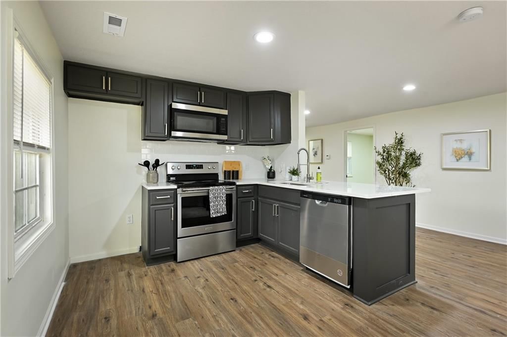 10709 E 13th Street — photo 15