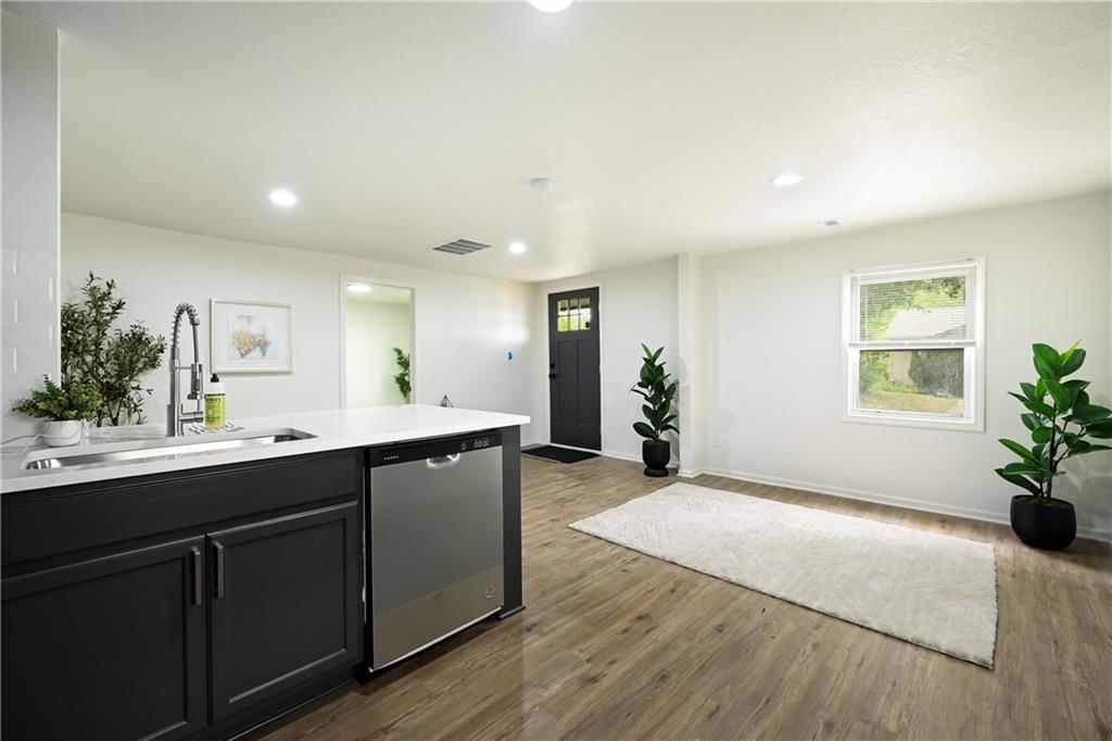 10709 E 13th Street — photo 16