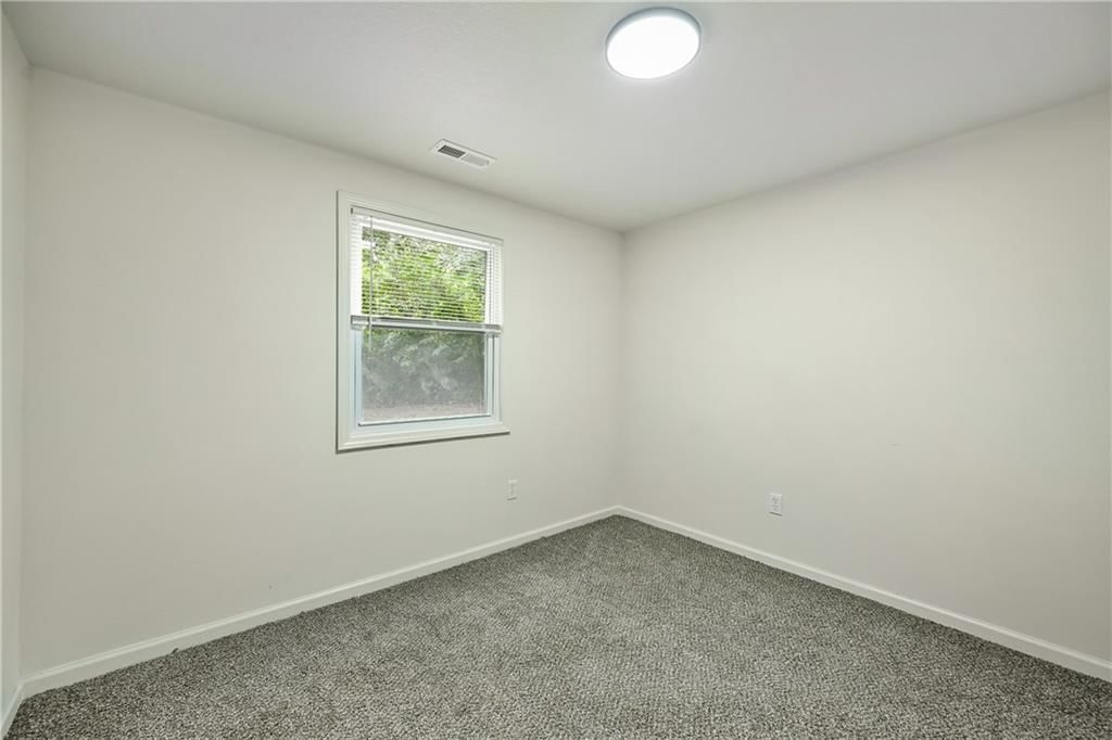 10709 E 13th Street — photo 19