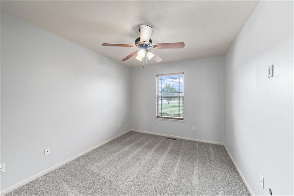 1106 SW 10th Street — photo 15