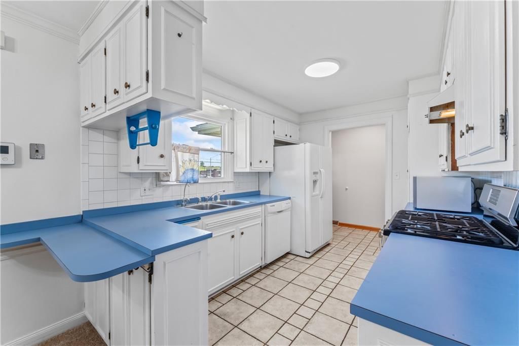 554 N 78th Street — photo 17
