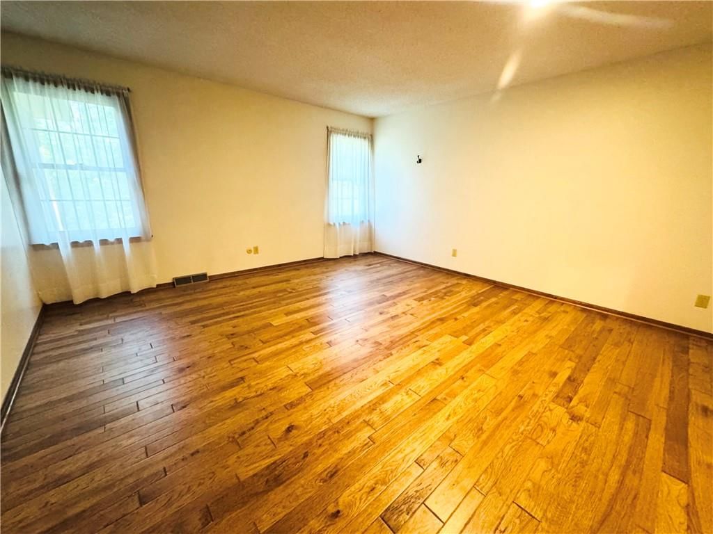 12800 locust Street — photo 6