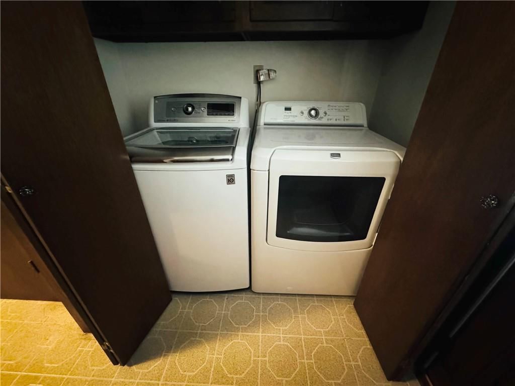 12800 locust Street — photo 14
